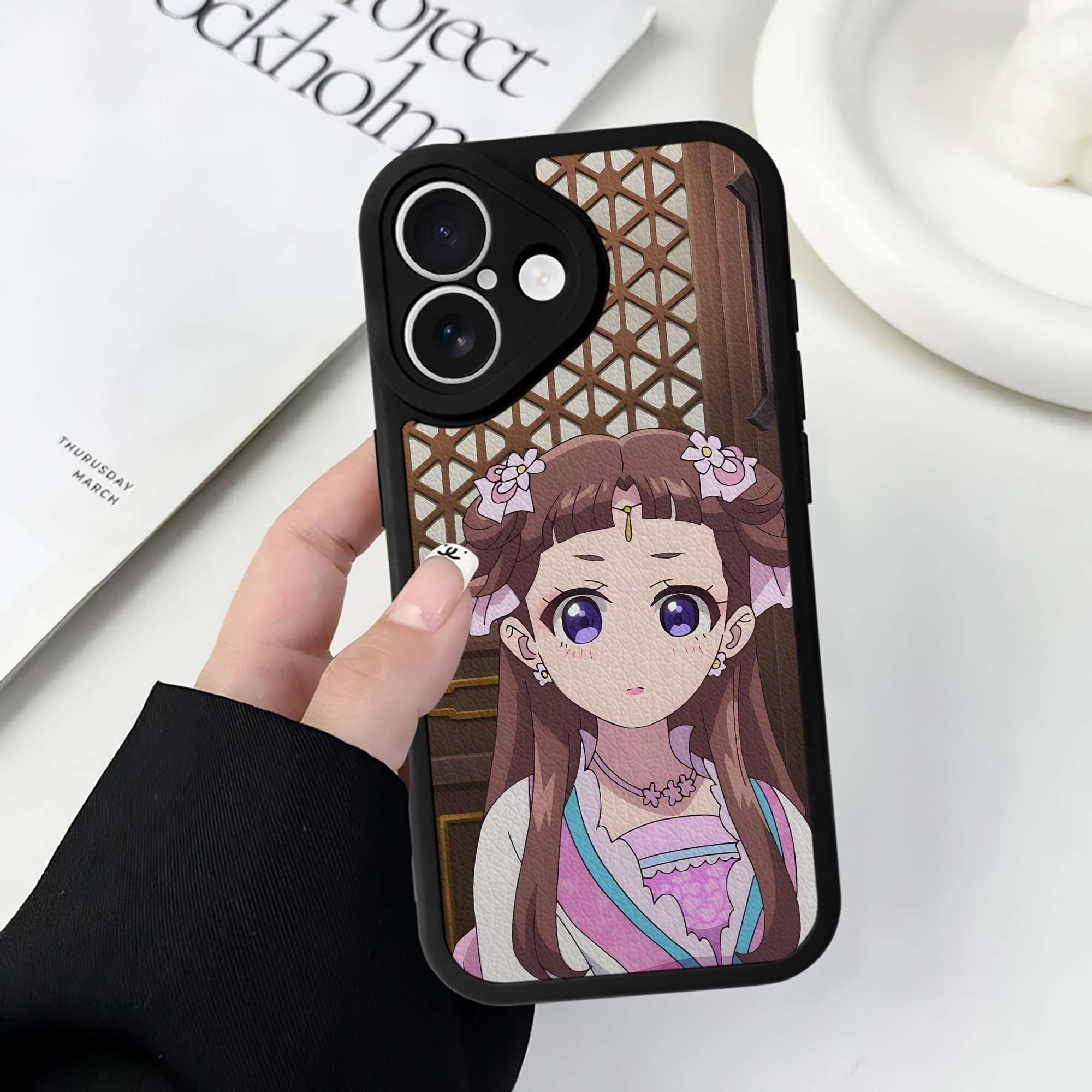 薬屋のひとりごと The Apothecary Diaries 【iPhone 16シリーズ対応】シリコンスマホケース（レザー調） 材質：シリコン
